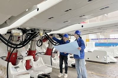 西安重装铜川煤机公司签约首个海外生产项目，助力智能制造全球化布局